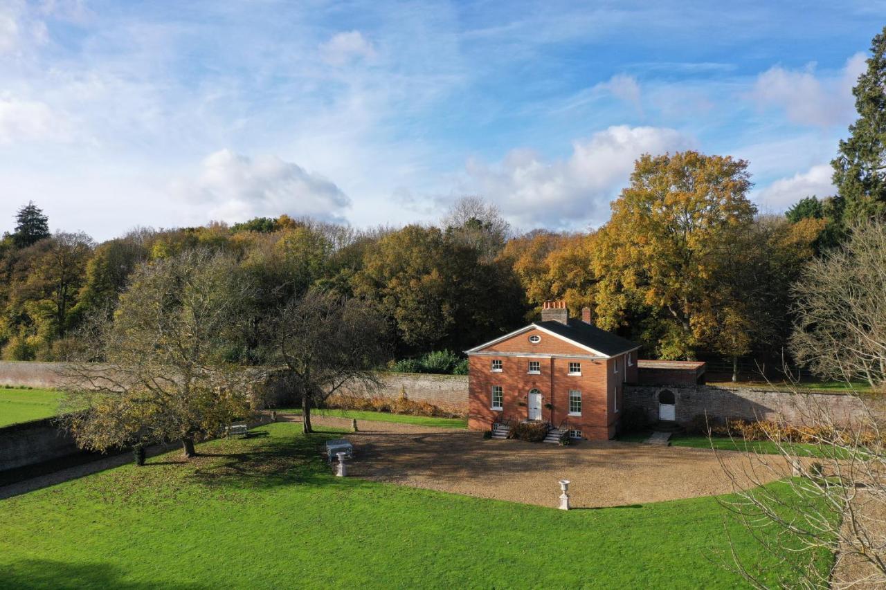 The Walled Garden At Woodhall Estate ハートフォード エクステリア 写真